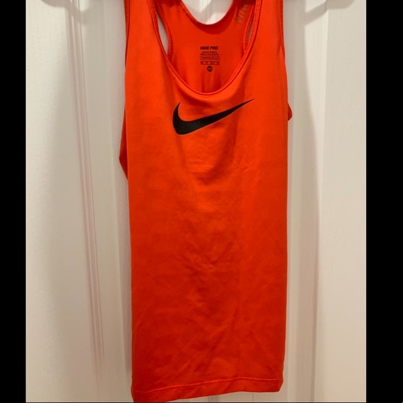 Nike tanktop - Picture 1 of 2